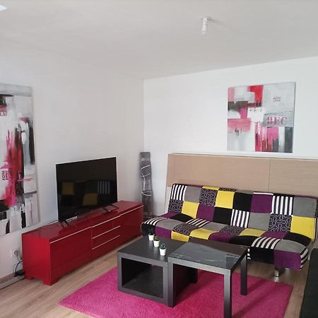 Petite Maison Agreable Pour 6 Voyageurs Apartment Bogny-sur-Meuse Екстериор снимка